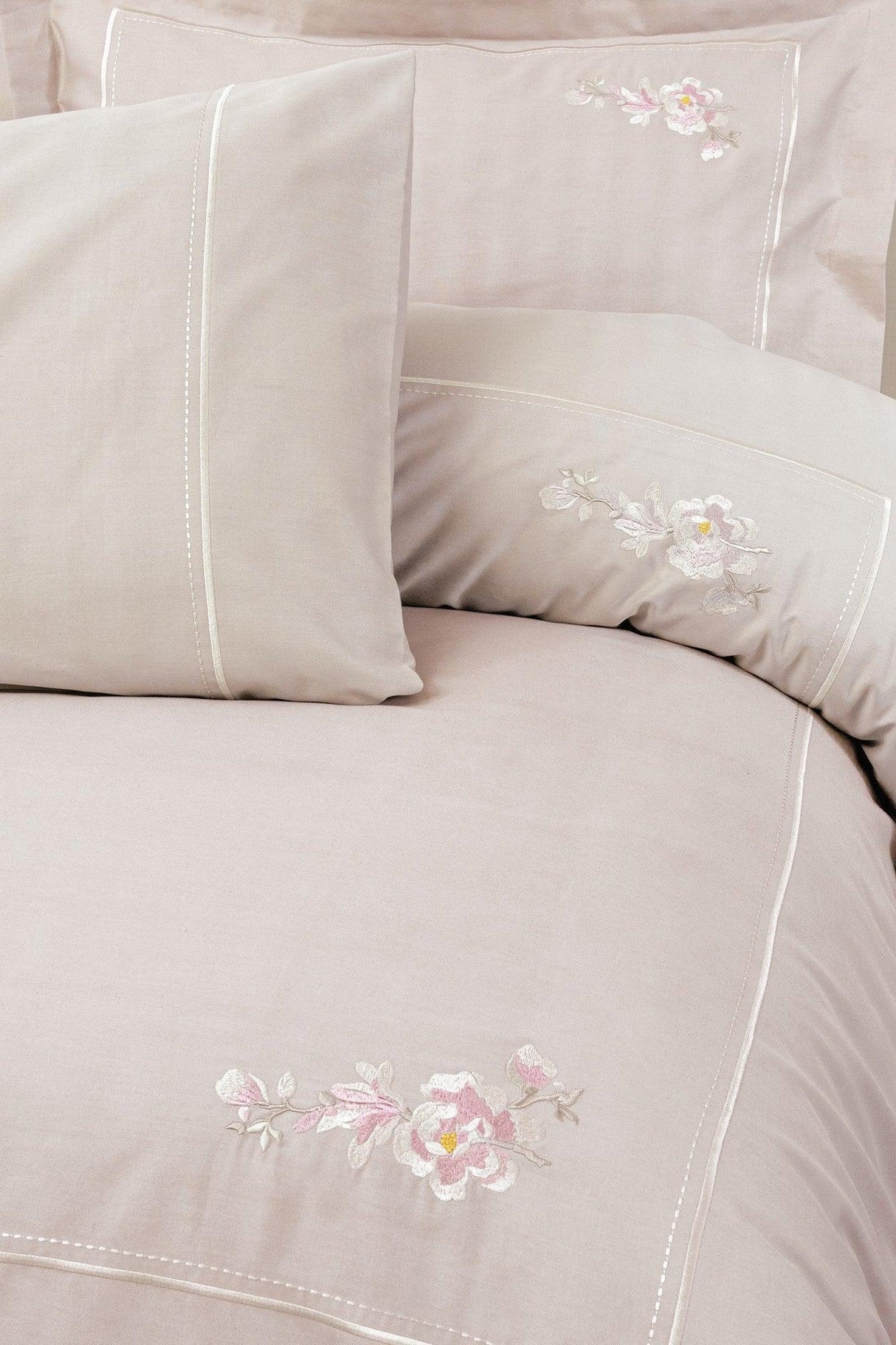 Set cuverturi duble din satin