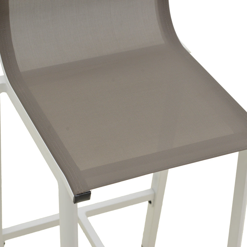 Scaun de bar stivuibil cu structură din aluminiu Melina, textil alb și gri, 57x52x106 cm