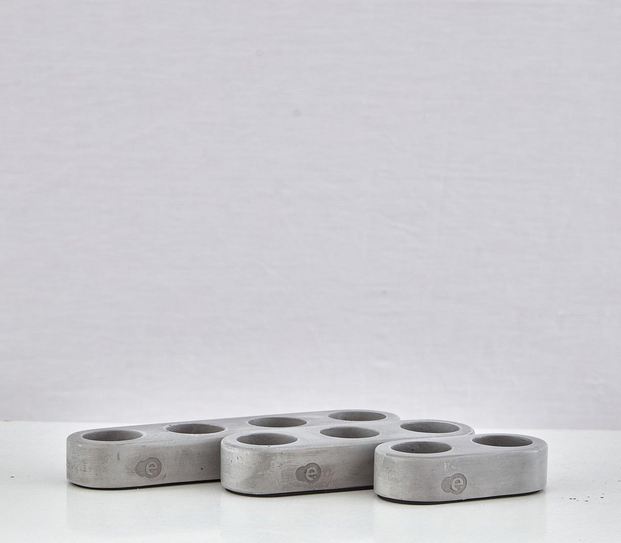 Accesoriu decorativ din beton Decorative Concrete Accessory Honey 1, Gri, 3x6x6 cm