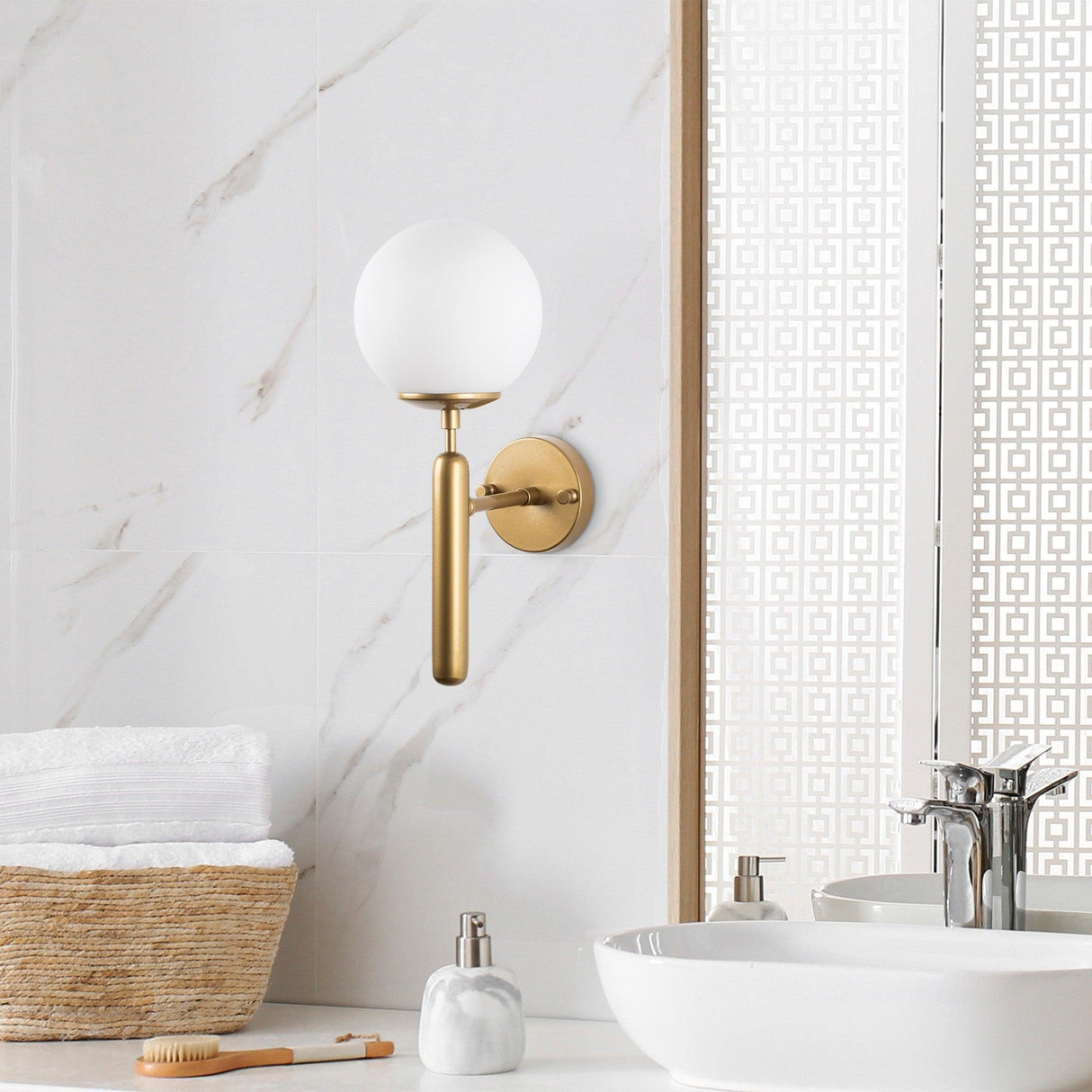 Aplica de perete King, Auriu