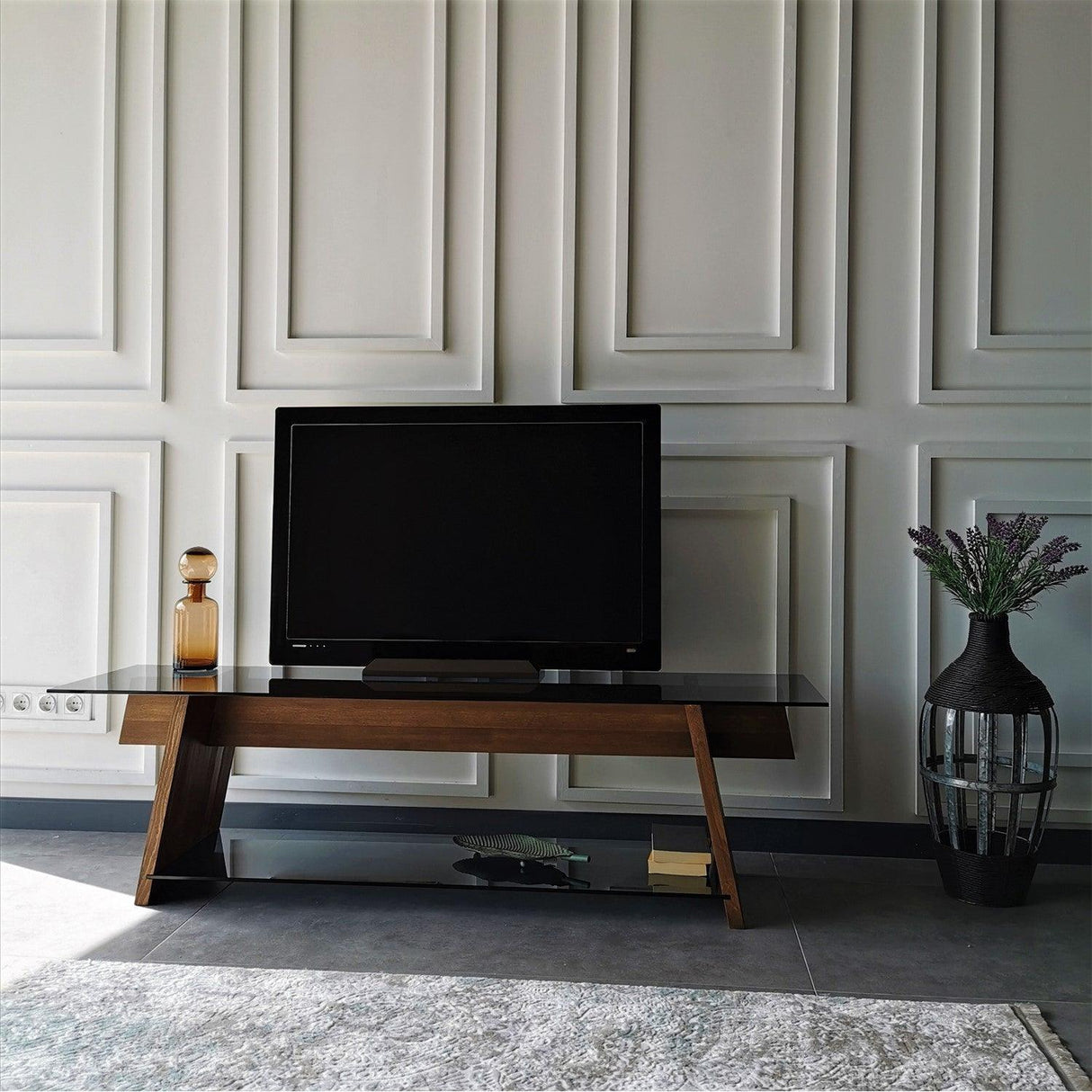 Comoda TV TV201, Nuc, 40x45x158 cm