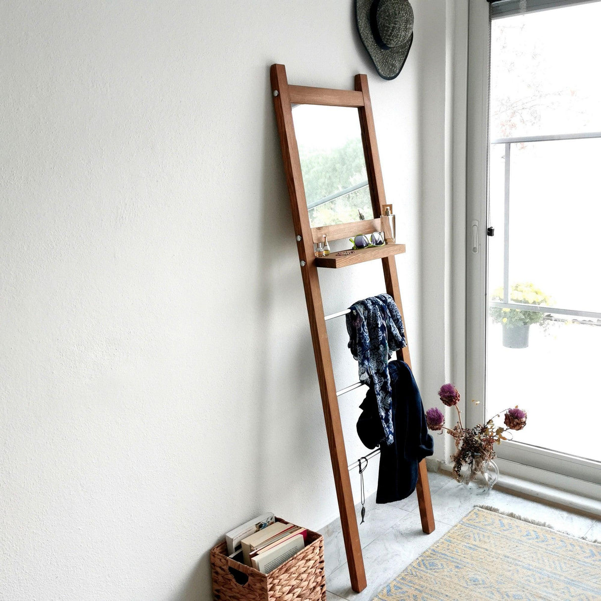 Cuier cu pantofar Aynalı Merdiven Askılık V110, Nuc, 3x170x50 cm