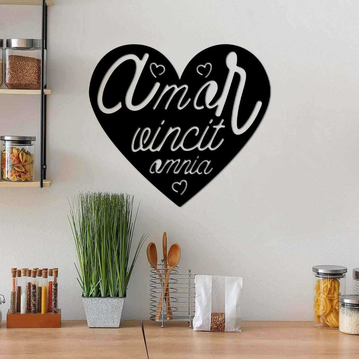 Decoratiune de perete Metal Omnia Vincit Amor 3, Negru, 56x50 cm