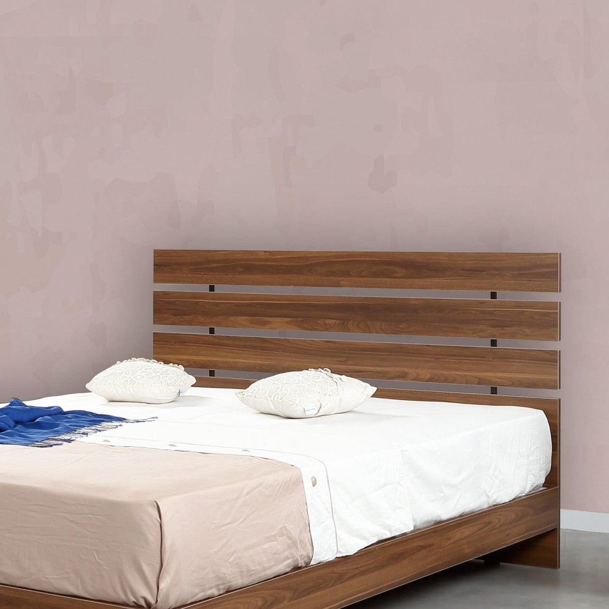 Pat dublu Fuga 140, Nuc, 145x100x205 cm