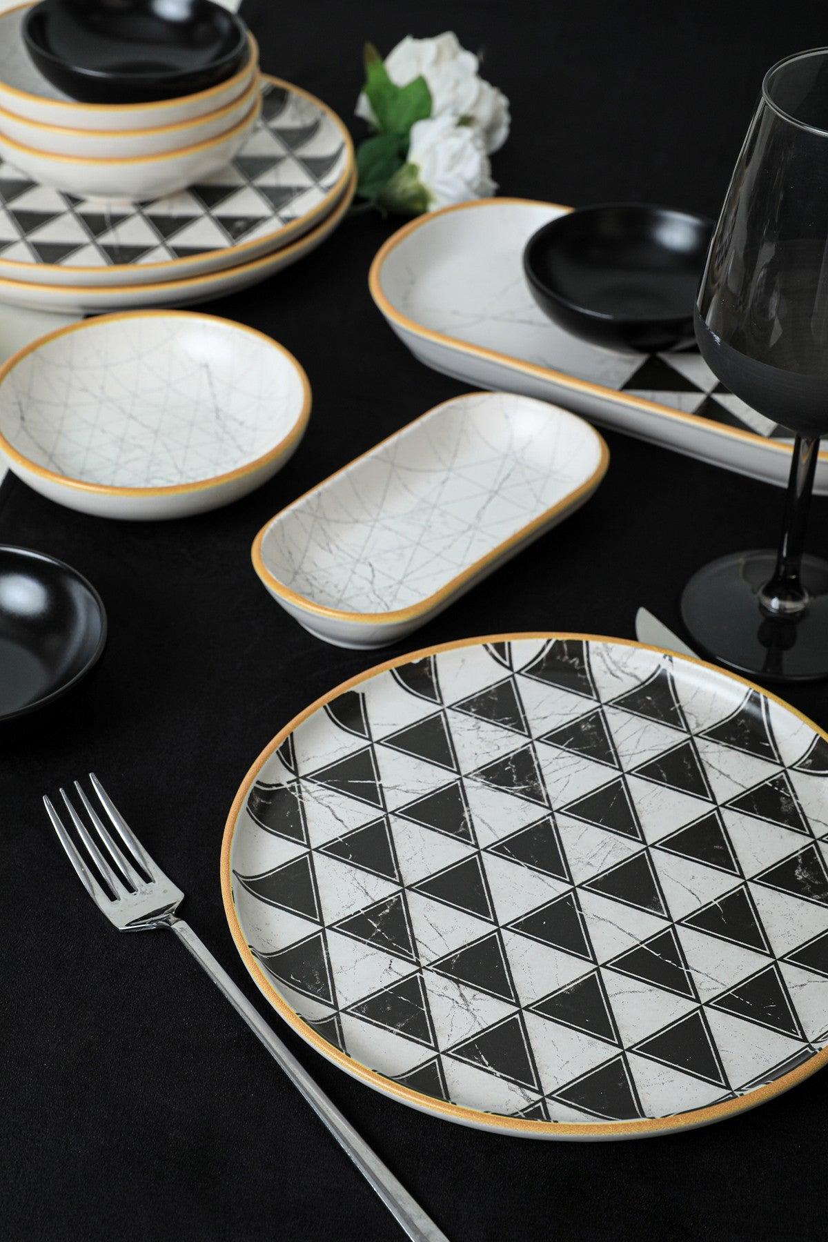 Set de mic dejun Chess, Negru, 18 piese