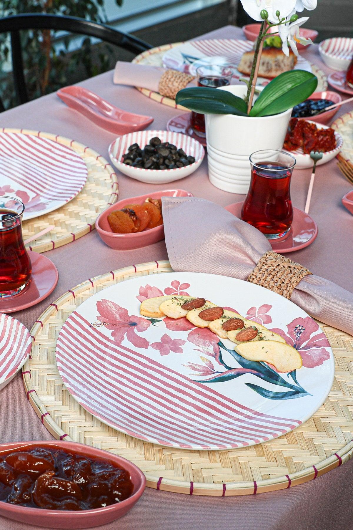 Set de mic dejun, Multicolor, 28 piese, 26 cm