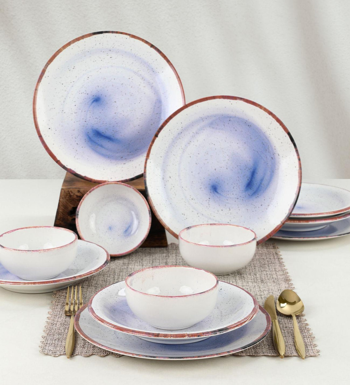 Set Farfurii 4 Persoane, Ceramica, Alb