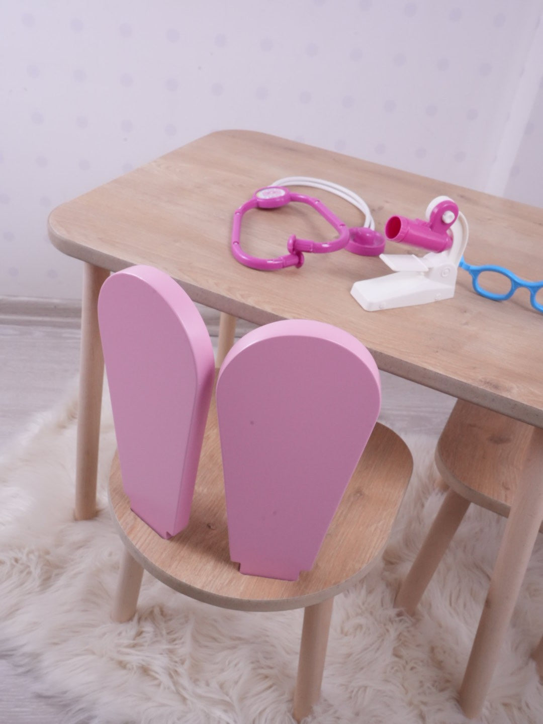 Set masa si scaun pentru copii Furniture Bunny One, 30x25 cm - Pink
Brown