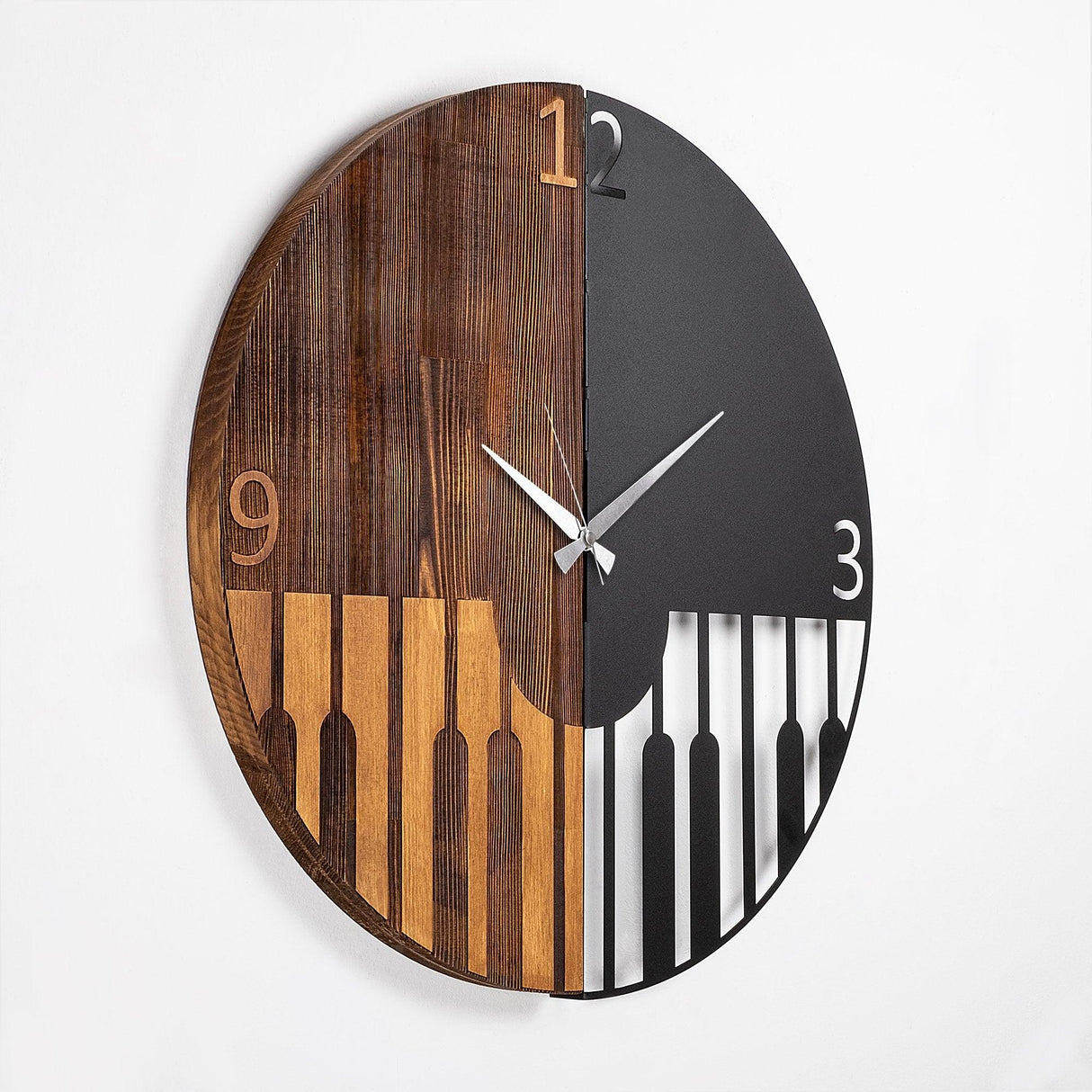 Ceas de perete decorativ din lemn Piano, Nuc, 3x56x56 cm