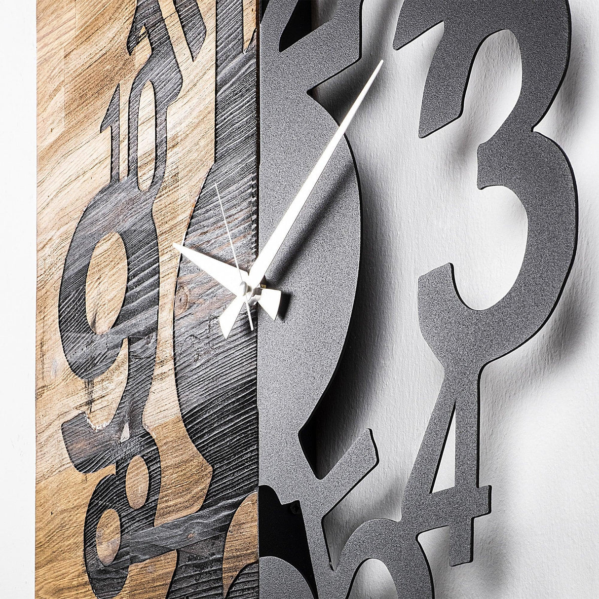 Ceas de perete decorativ din lemn Wooden Clock 13, Nuc, 3x58x55 cm