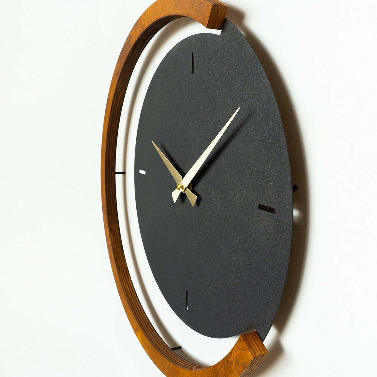 Ceas de perete Decorativ Moon Time Wooden Metal, Negru, 48 x 48 cm