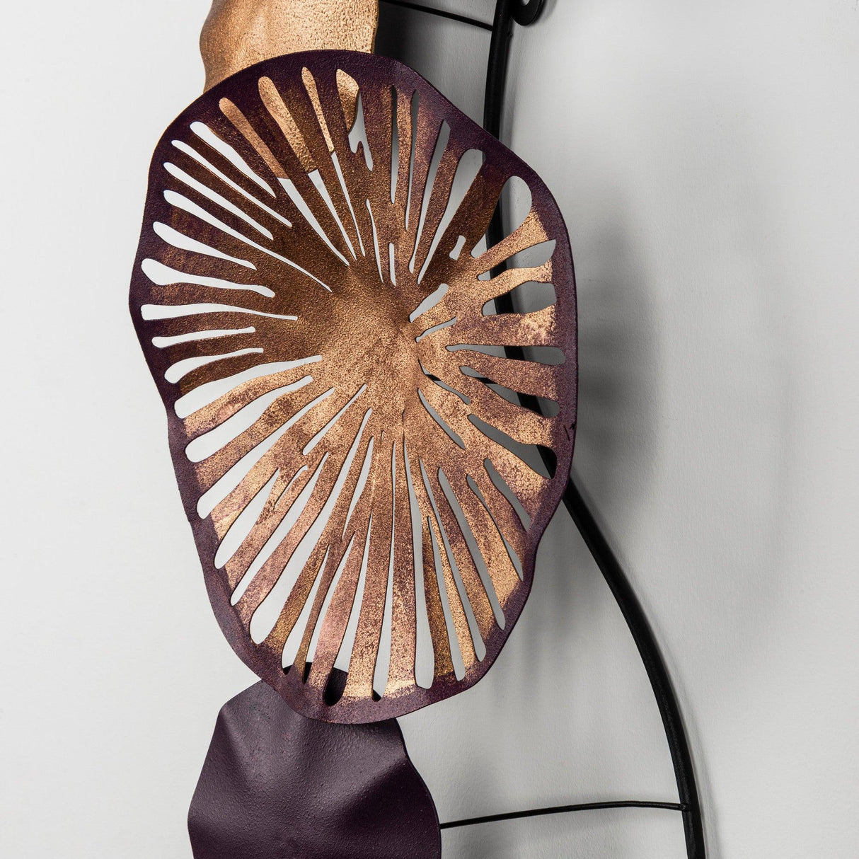 Decoratiune de perete Metal Astrid, Multicolor, 35x0,08x79 cm