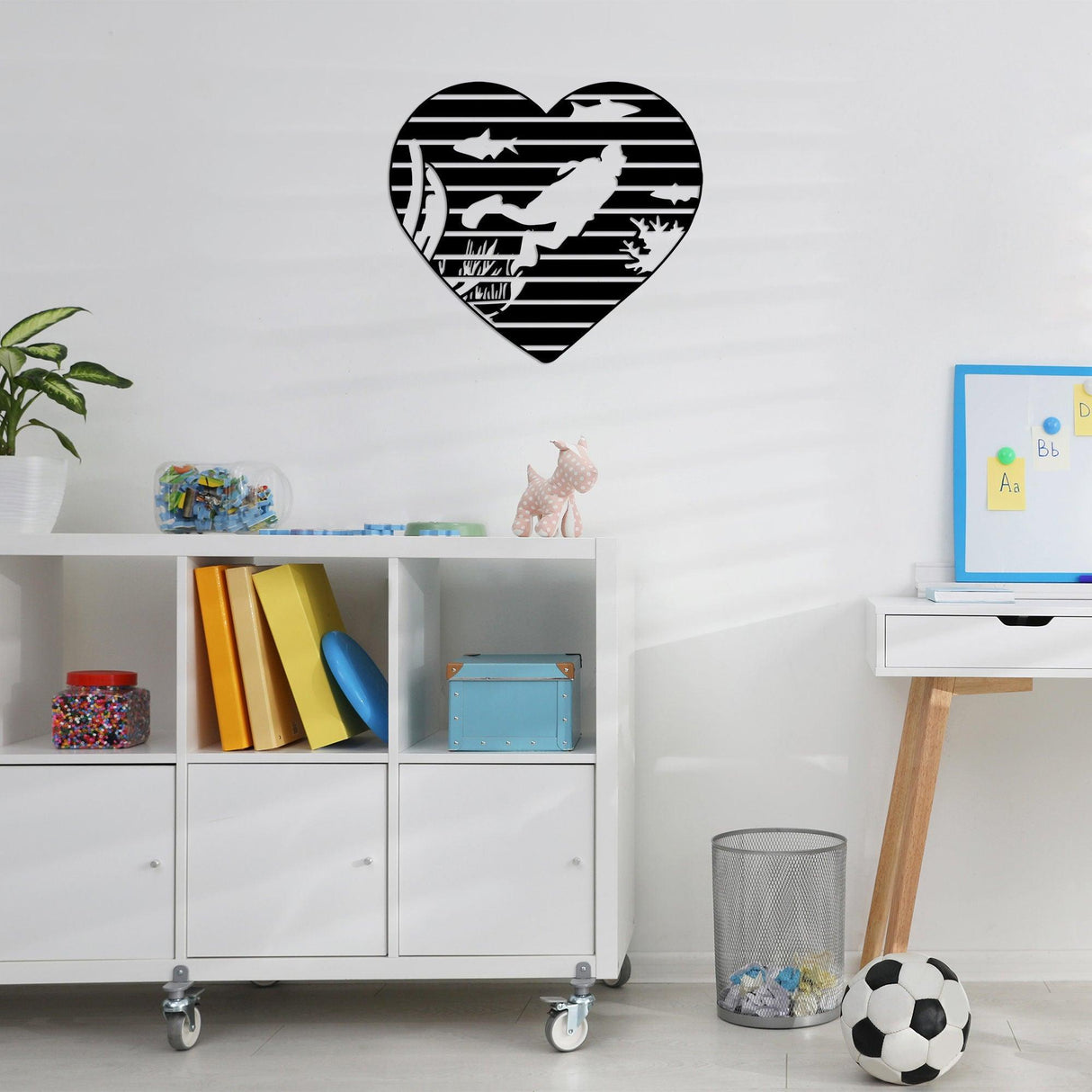 Decoratiune de perete Metal Diver - 445, Negru, 70x1x78 cm