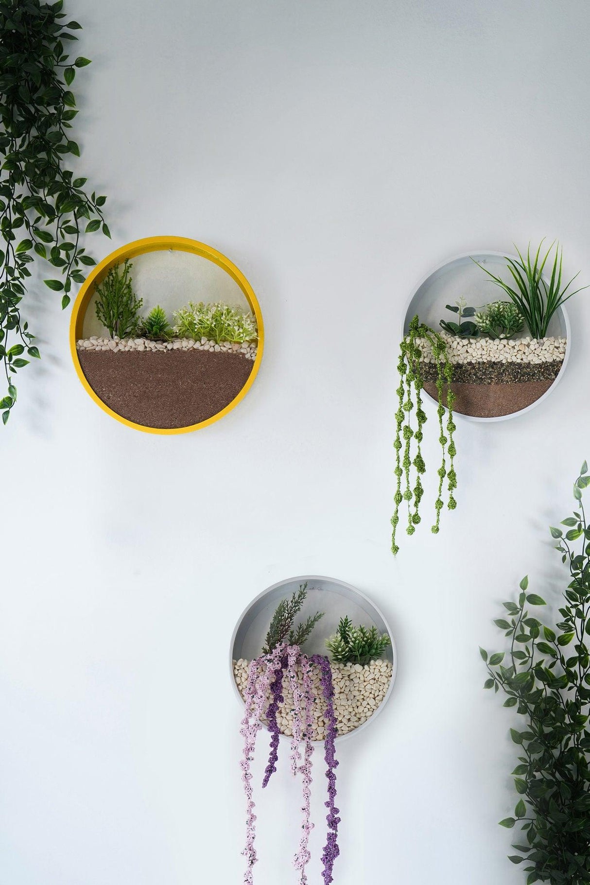 Decoratiune de perete Metal Green Panda, Alb - Galben, 30x5x30 cm, 3 bucati