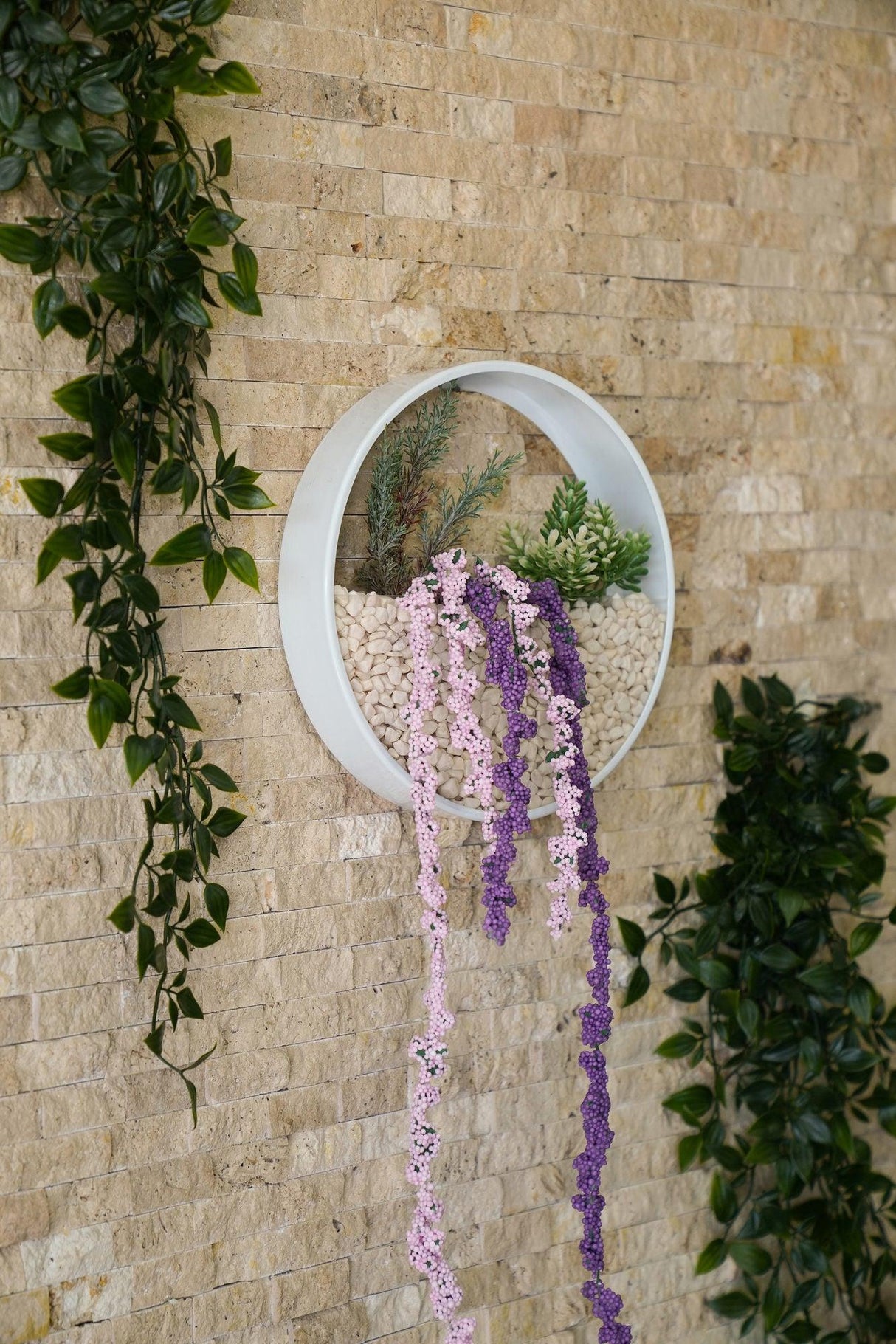 Decoratiune de perete Metal Green Panda, Alb - Roz, 25x5x25 cm, 2 bucati