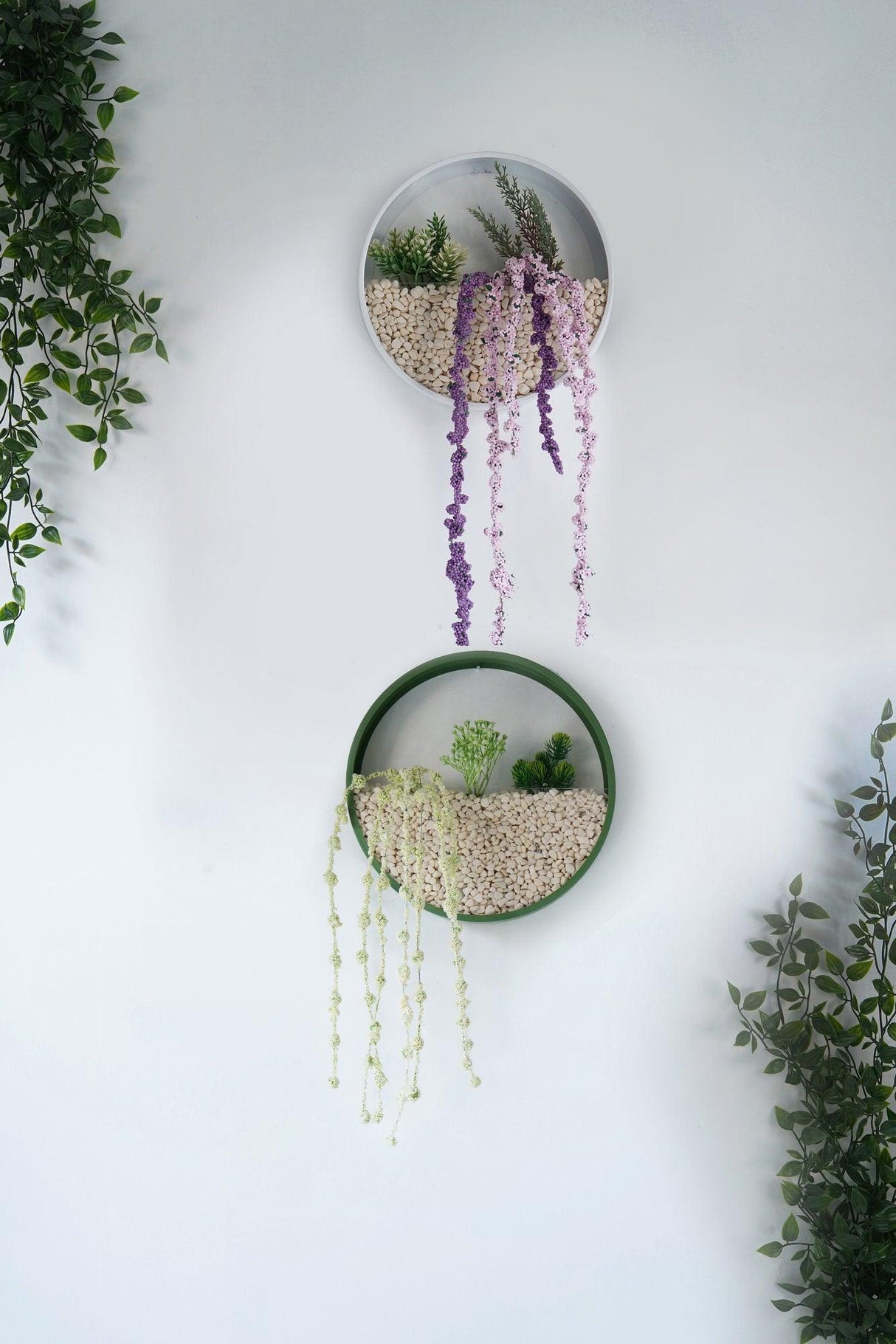 Decoratiune de perete Metal Green Panda, Alb - Verde, 25x5x25 cm, 2 bucati