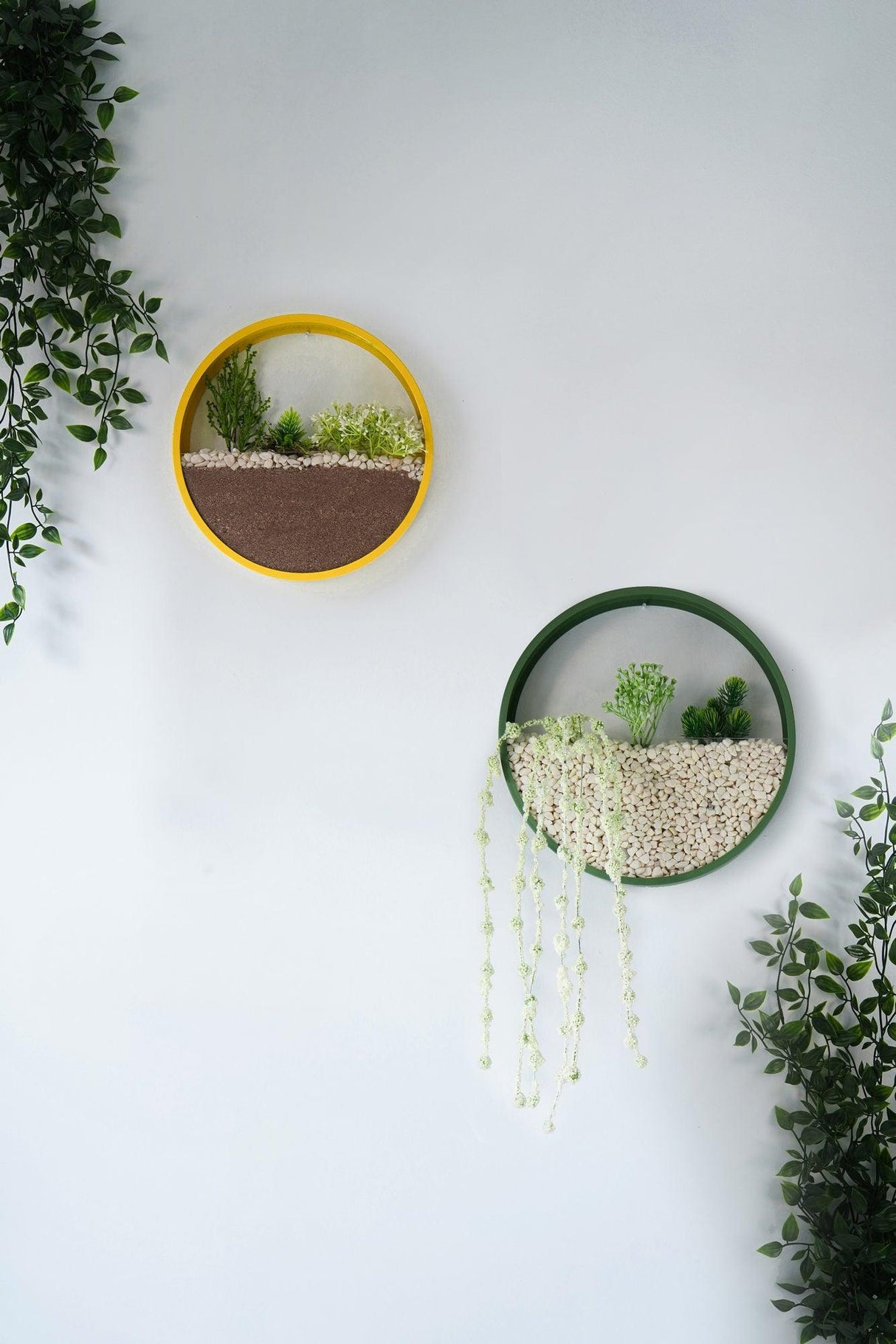 Decoratiune de perete Metal Green Panda, Verde - Galben, 30x5x30 cm, 2 bucati