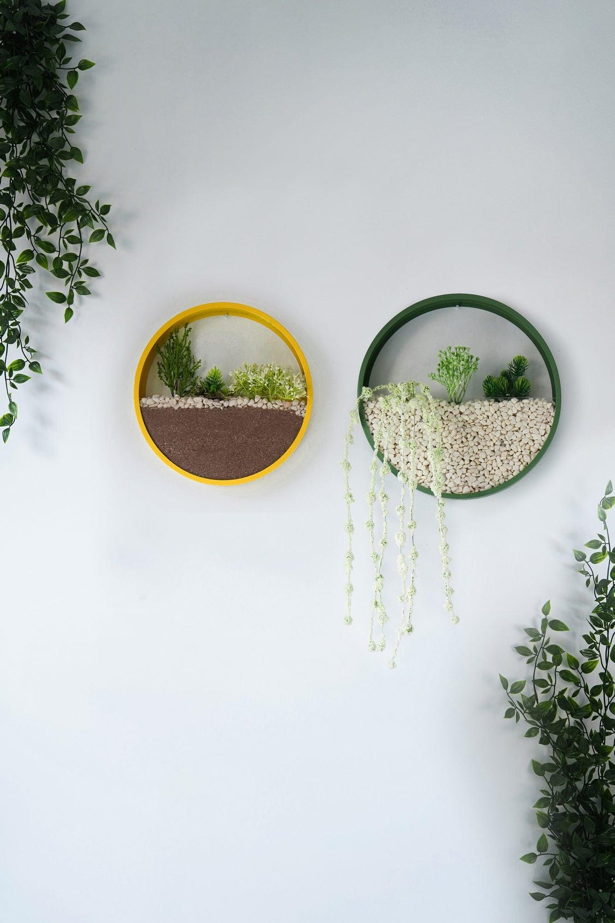 Decoratiune de perete Metal Green Panda, Verde - Galben, 30x5x30 cm, 2 bucati