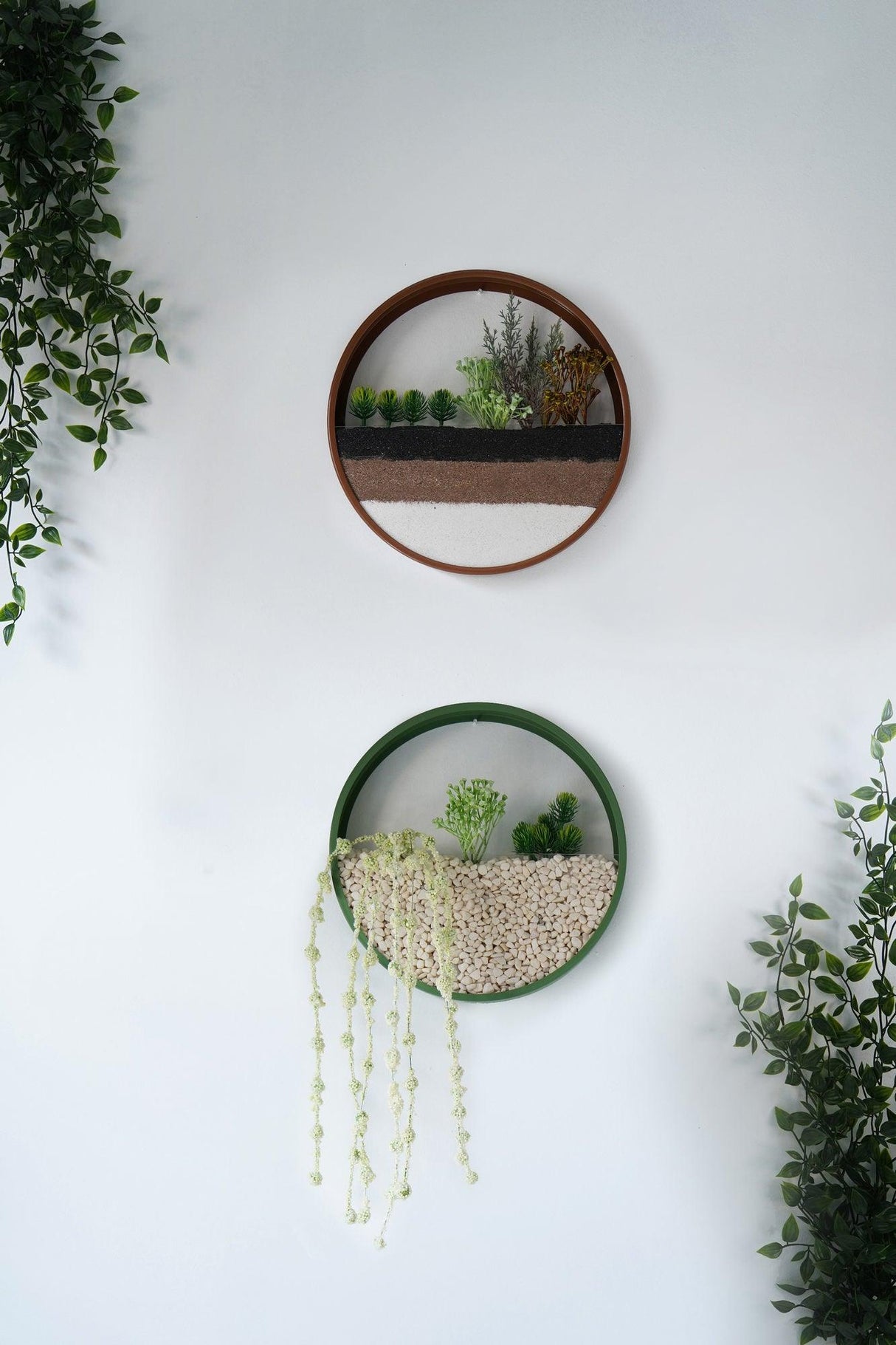 Decoratiune de perete Metal Green Panda, Verde - Maro, 30x5x30 cm, 2 bucati