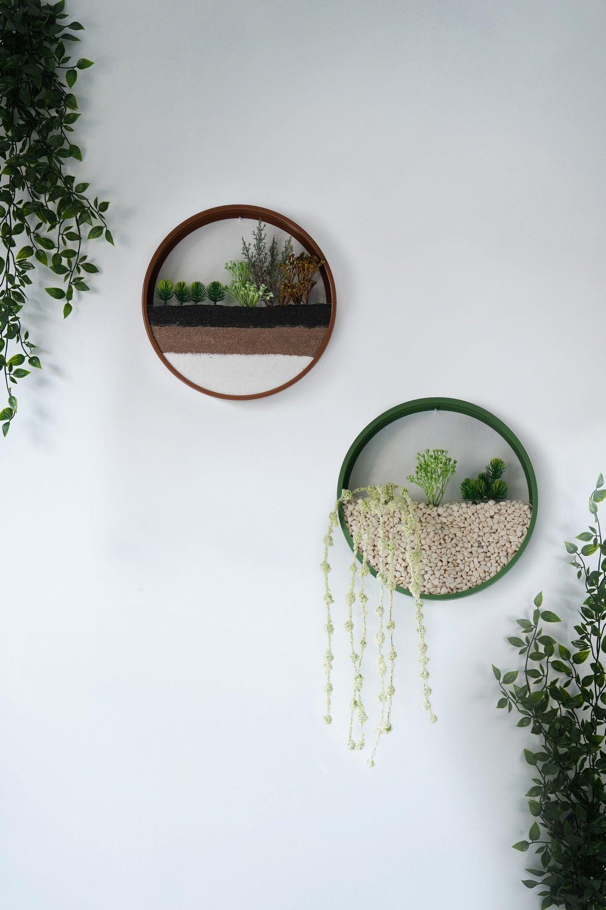 Decoratiune de perete Metal Green Panda, Verde - Maro, 30x5x30 cm, 2 bucati