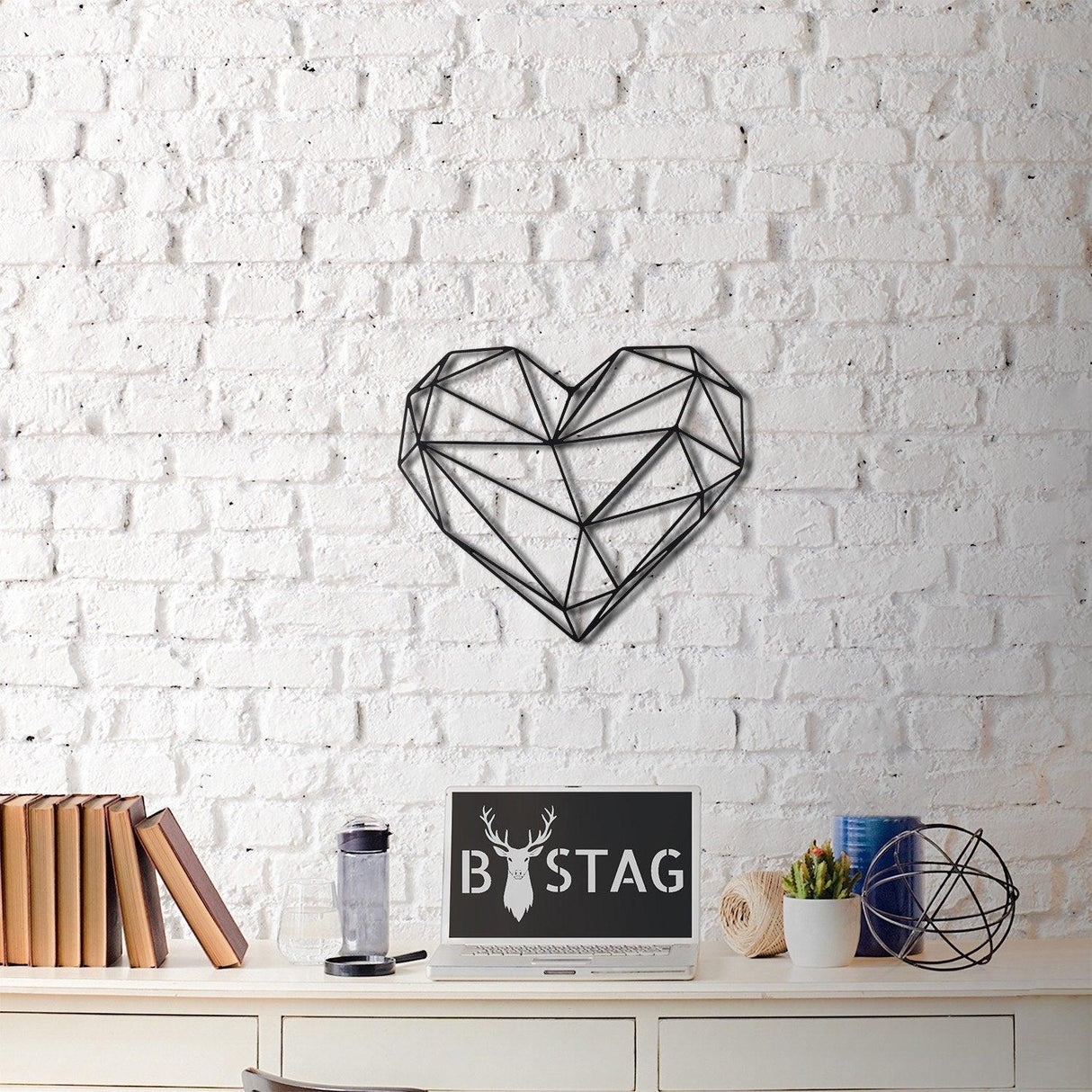 Decoratiune de perete Metal Heart v2, Negru, 40x1x37 cm