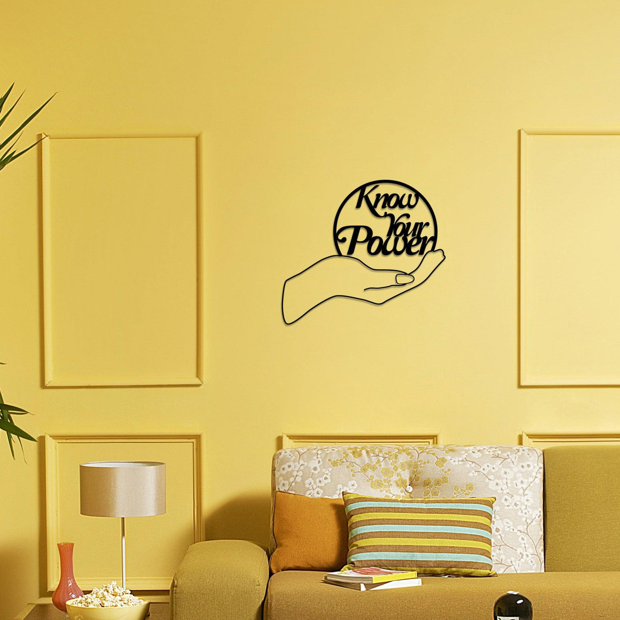 Decoratiune de perete Metal Know Your Power, Negru, 46x52 cm