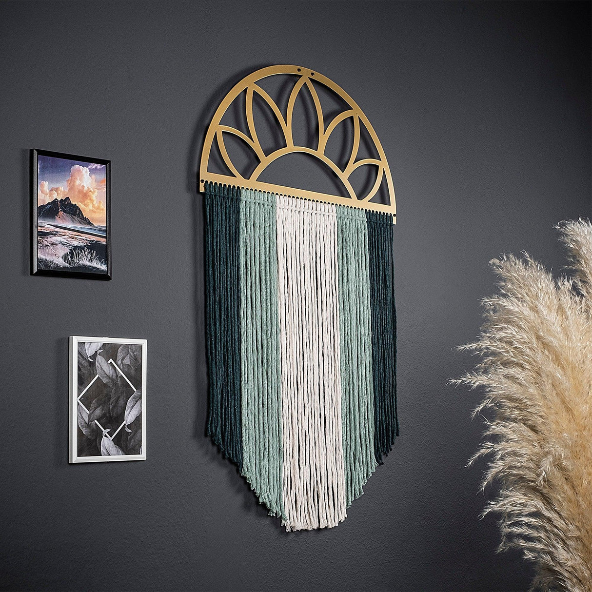 Decoratiune de perete Metal Rise, Aur, 82x1x49 cm