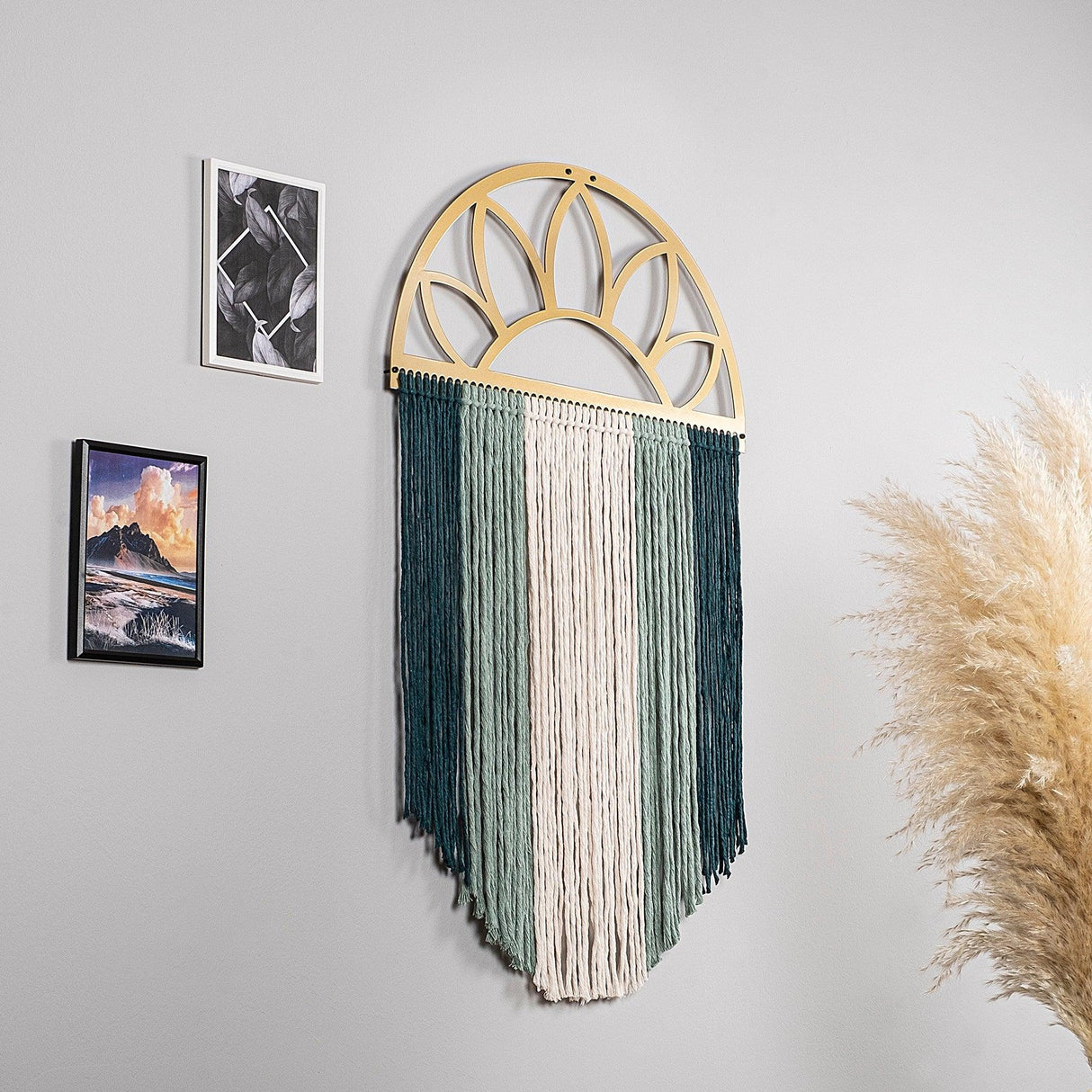 Decoratiune de perete Metal Rise, Aur, 82x1x49 cm