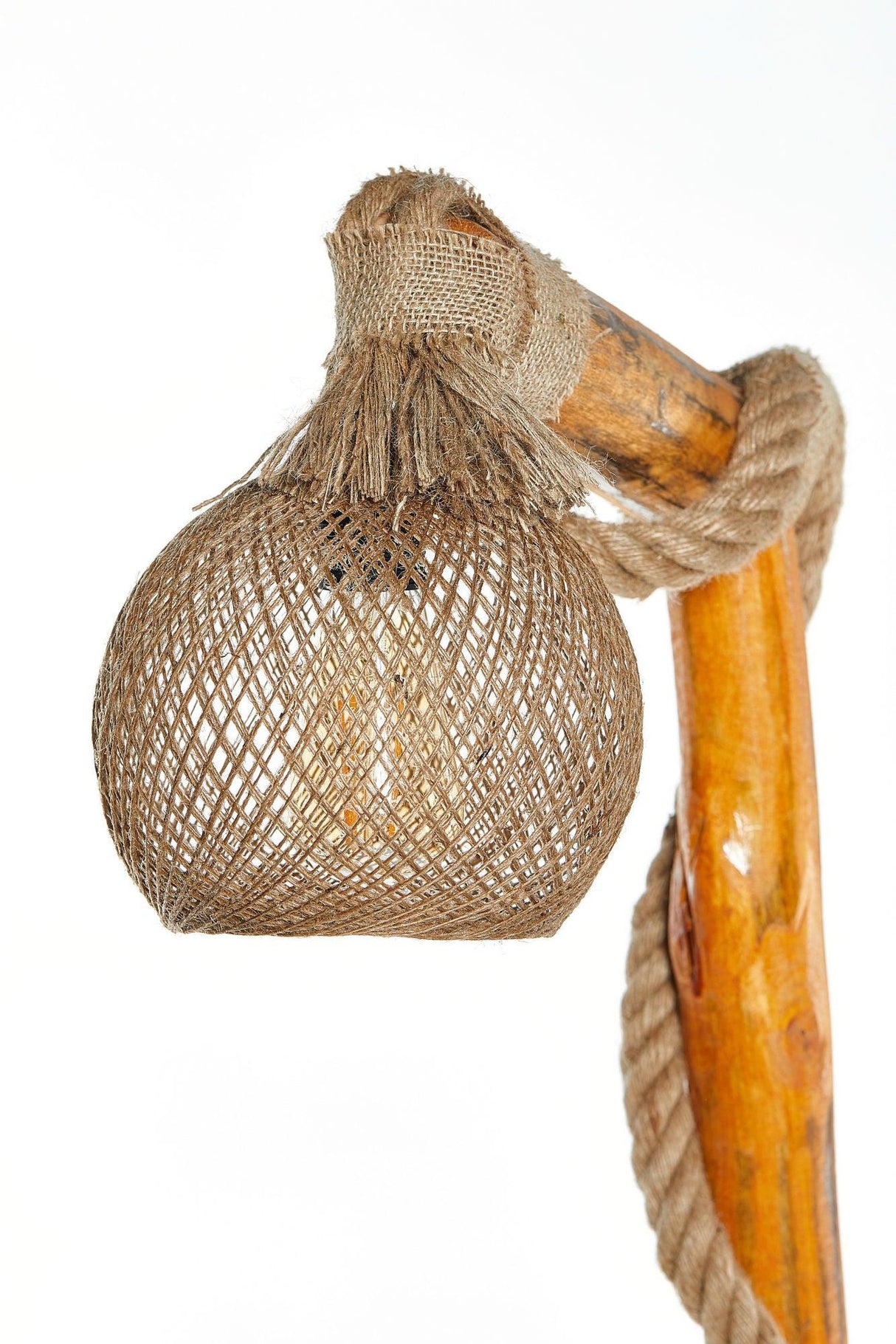 Lampadar Sofia, Natural