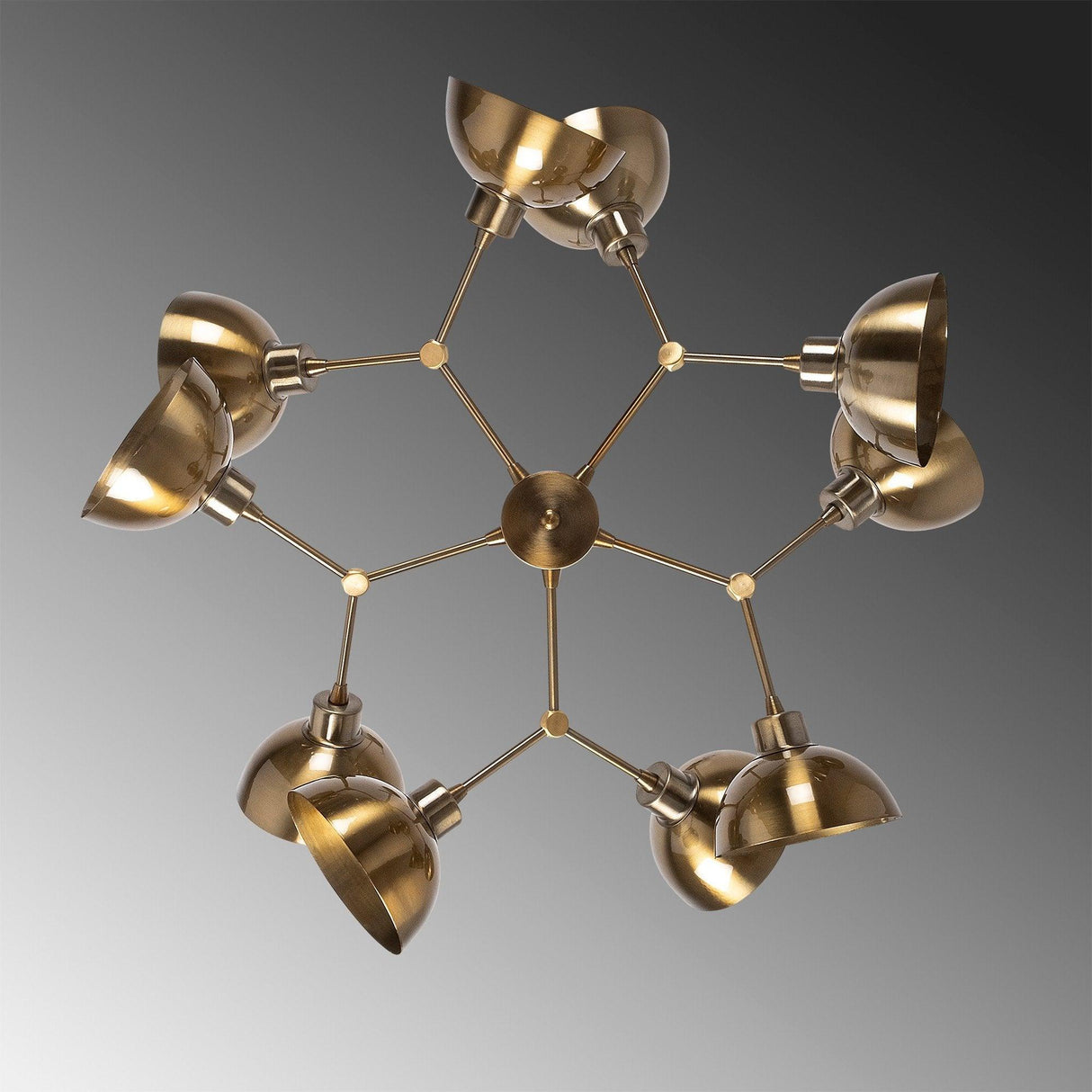 Lustra Nivey, Vintage