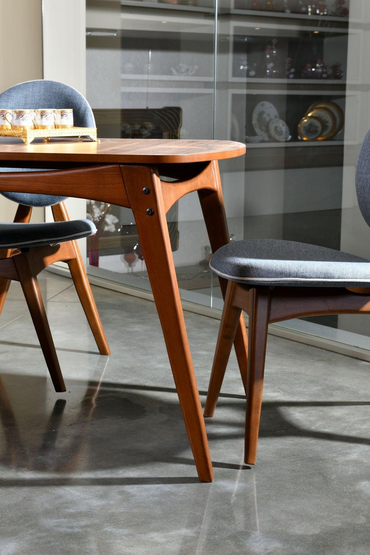 Set Masa Bucatarie și scaune (5 bucăți) Touch Wooden, Nuc, 160x75x80 cm