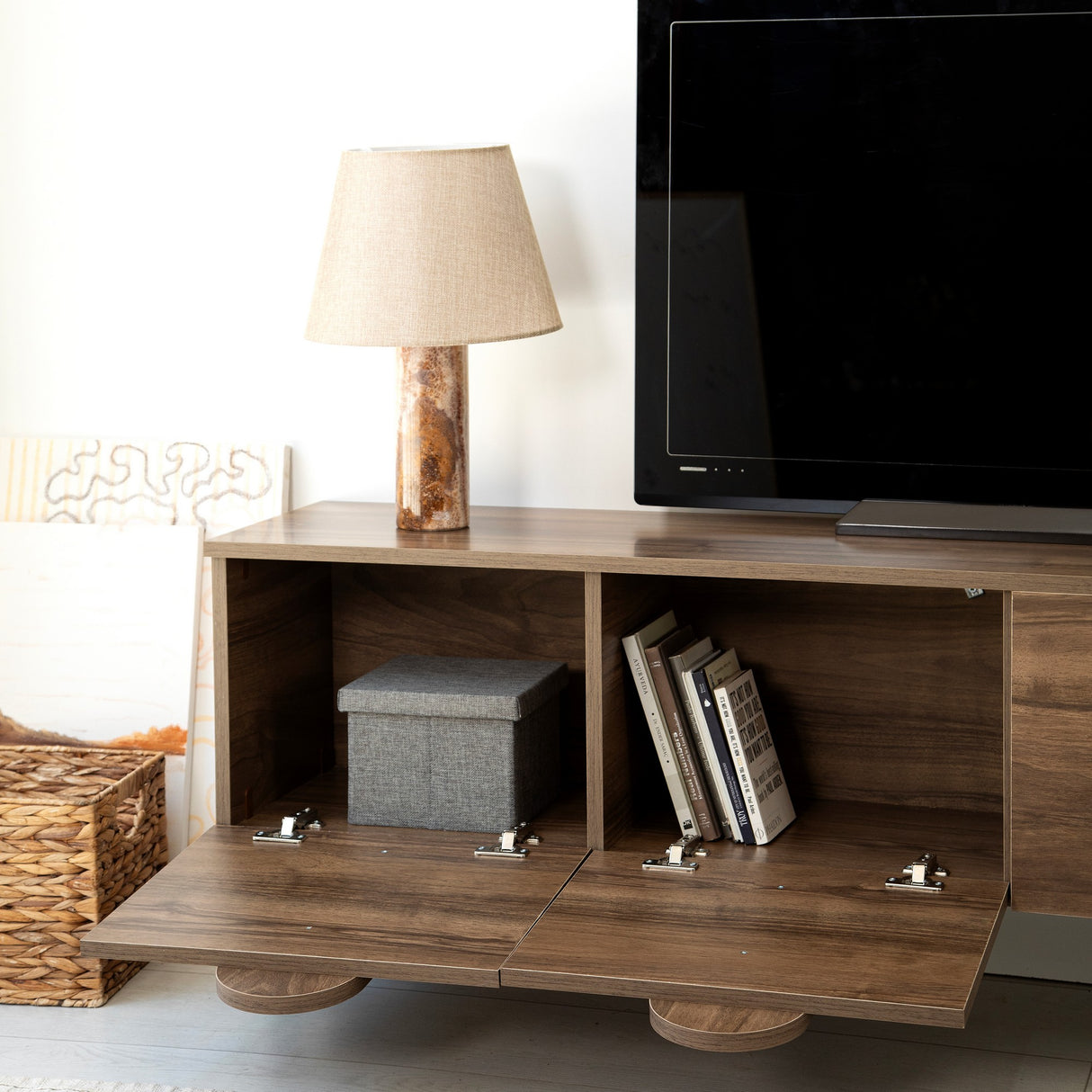 Comodă TV New Line Neostill, stejar - nuc, 180x35 cm - Walnut