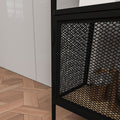 Oak
Black