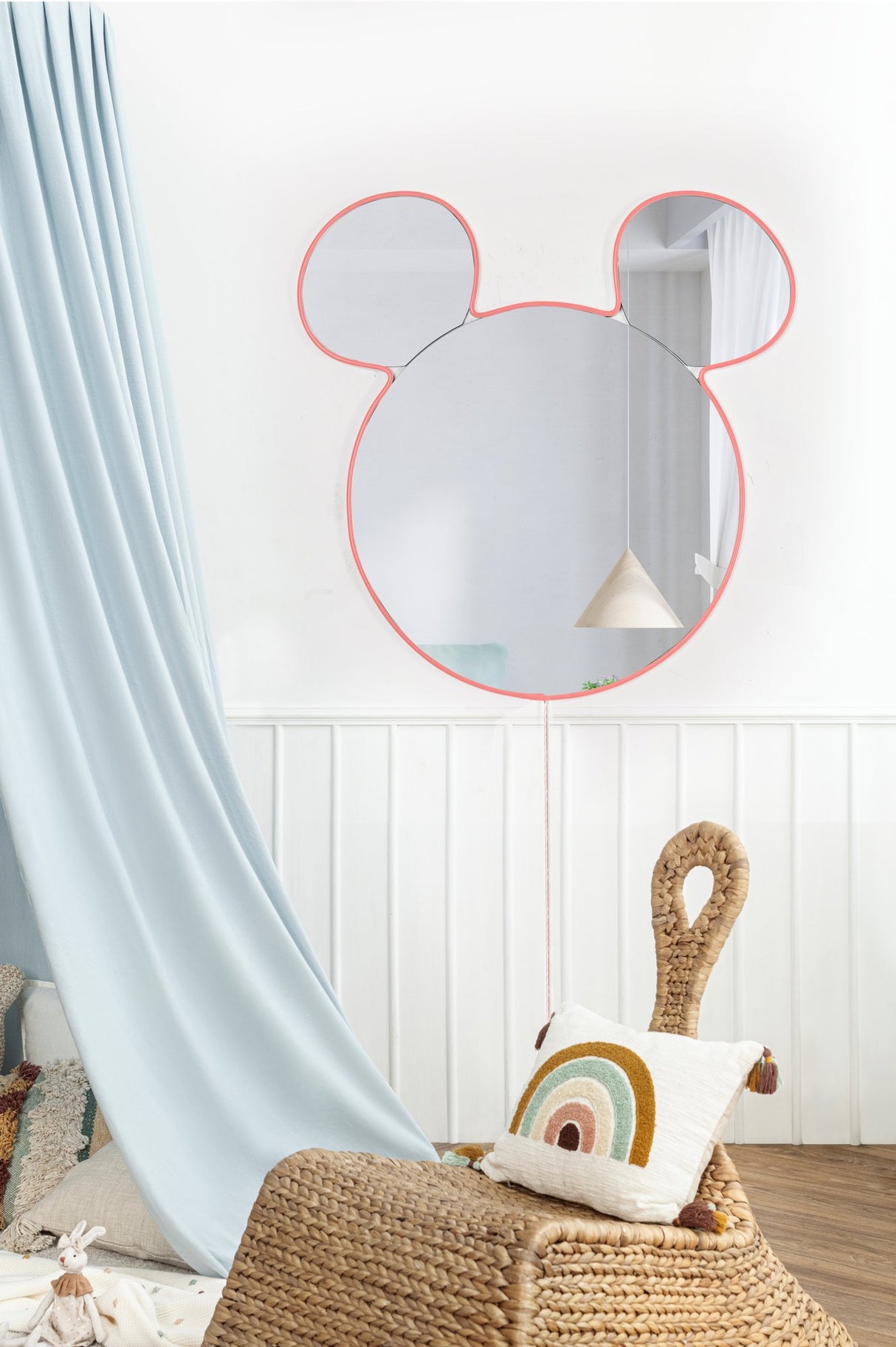 Oglinda decorativa Mickey Mirrorland, roz - alb - galben, 53x50 cm - Roz