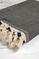 Patura Chenille, 170x230 cm - Alb-Negru