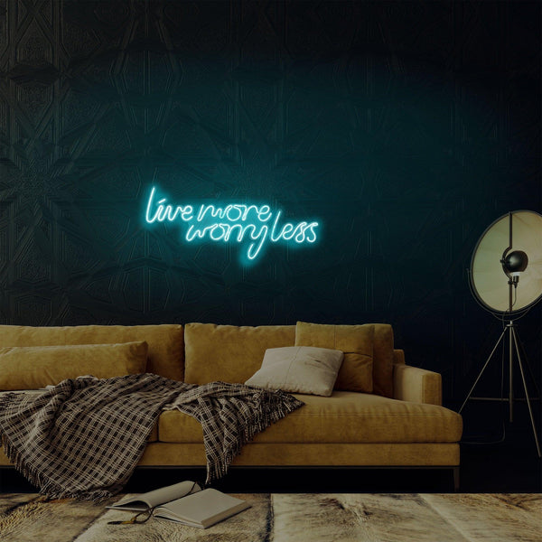 Aplica de Perete Neon Live More Worry Less, 67x36 cm