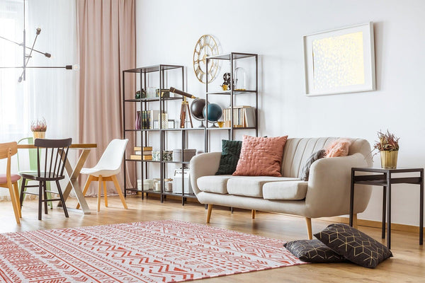 Covor de living / dormitor Maze Home Palma Lavabil, Gri - Rosu (diverse dimensiuni), 80x150 cm